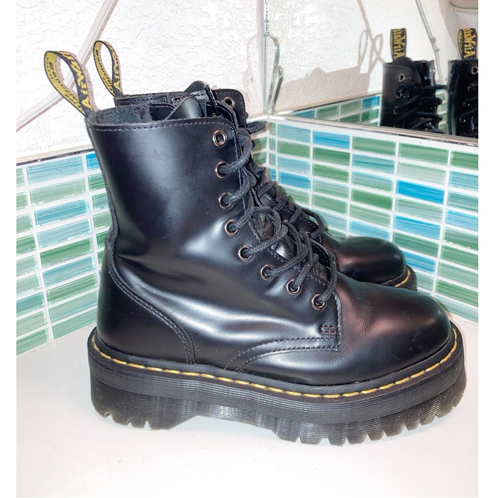 NwoT DR. MARTENS Jadon Platform Combat Boots Black Polished smooth SZ: 7 (W)